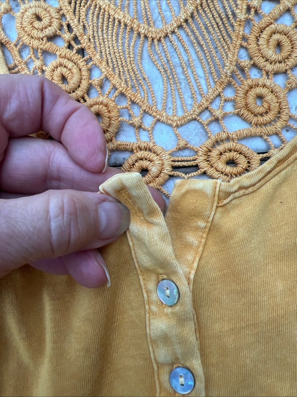 UMGEE Yellow Lace Tassel Tie-Front V-Neck Sleeveless Tank Top Size M/L Oversized - Picture 7 of 10